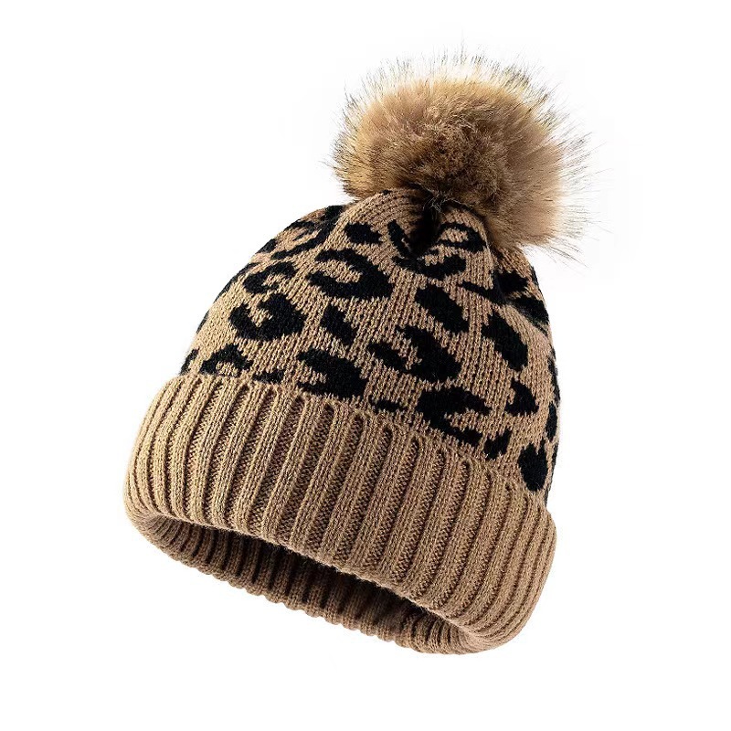 หมวกบีนนี่ถักลายเสือดาวสำหรับผ - Beanie Cuffed Knit บทวิจารณ์และราคา